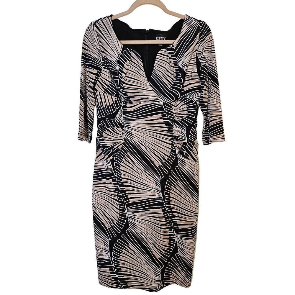 Adrianna Papell black/tan/white v neck body contouring dress. Size 6.